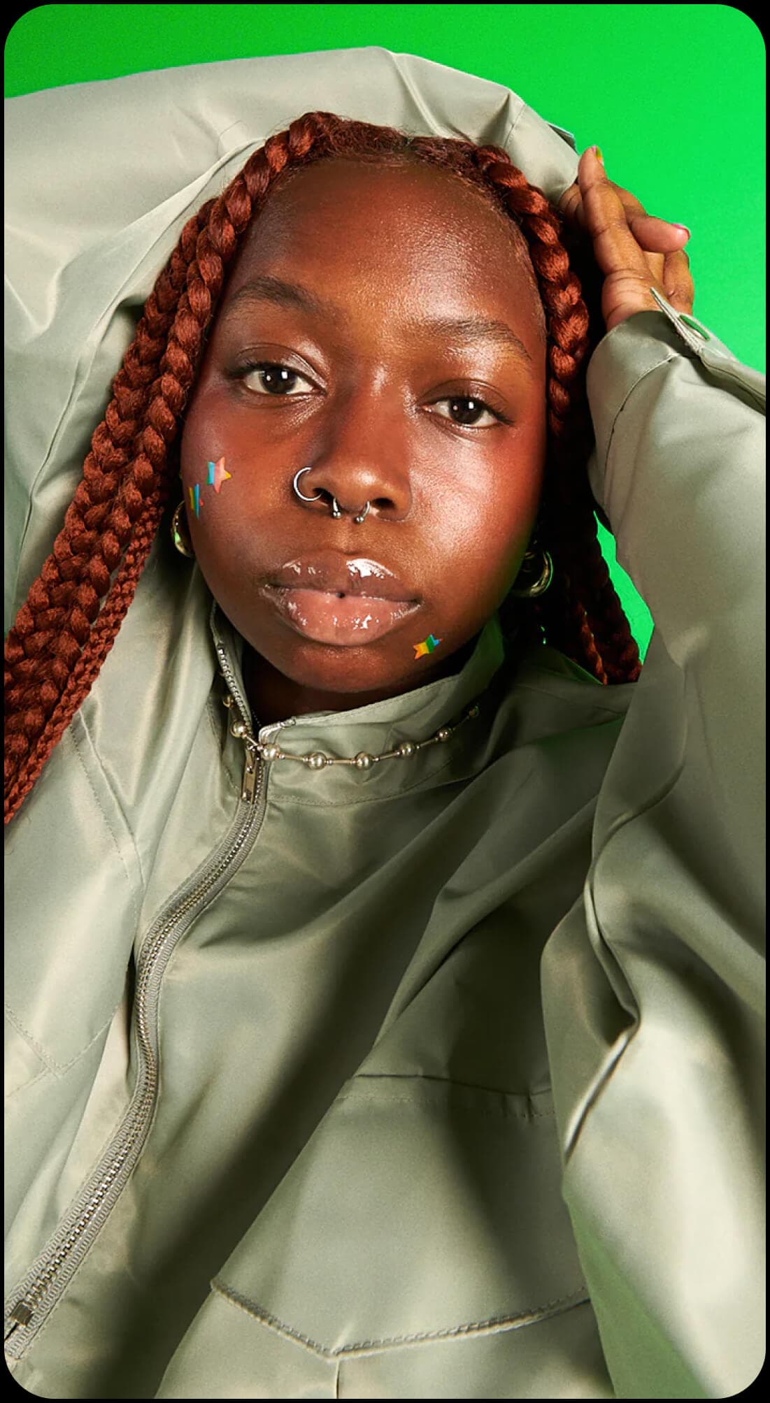 girl wearing hydrostars